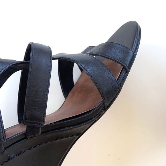 EUC Elizabeth and James leather wedge sandals - Picture 7 of 8